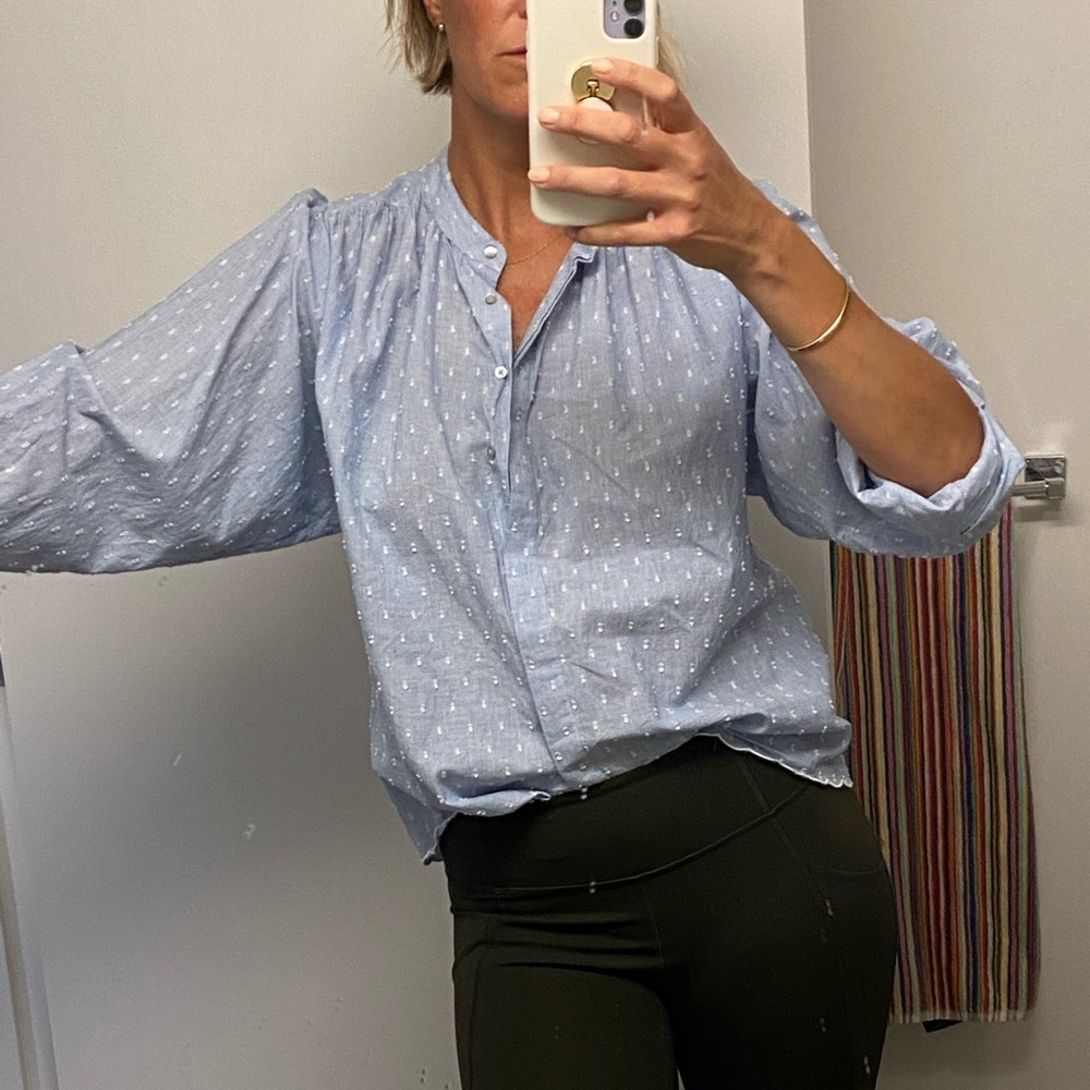 Joie adorable cotton lt blue button down blouse.